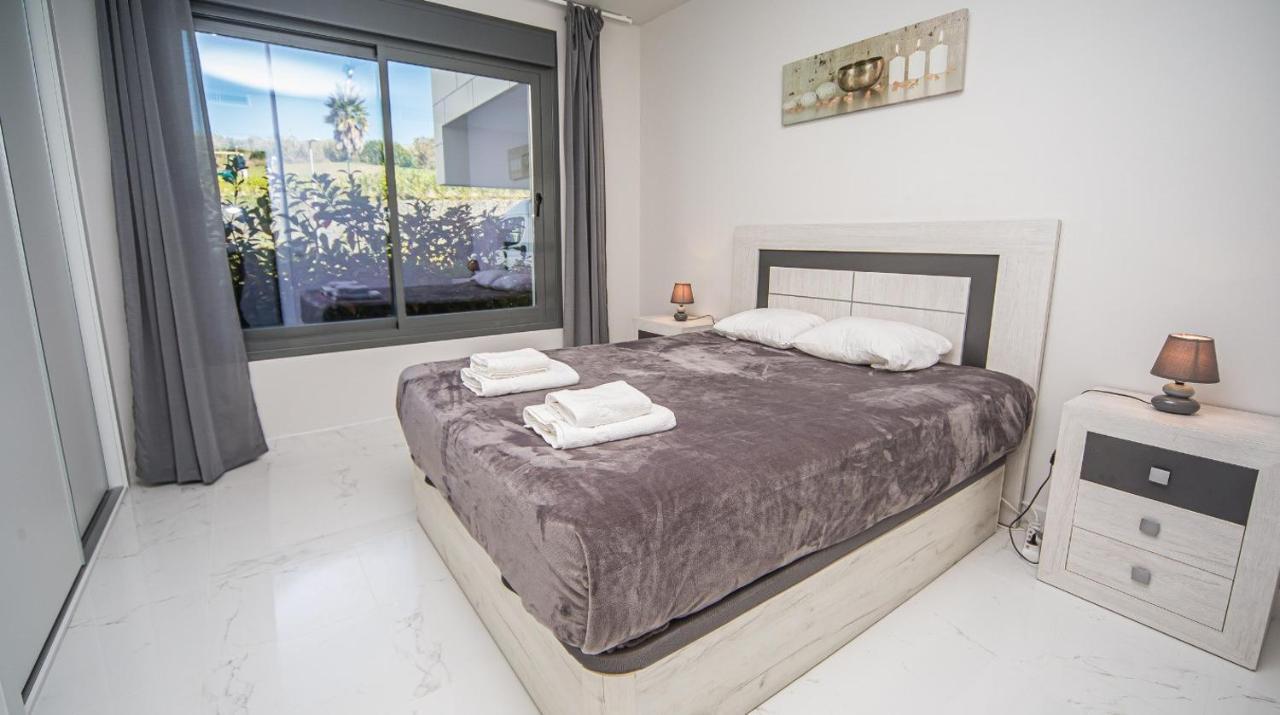 Cg7 Casares Green Екстер'єр фото