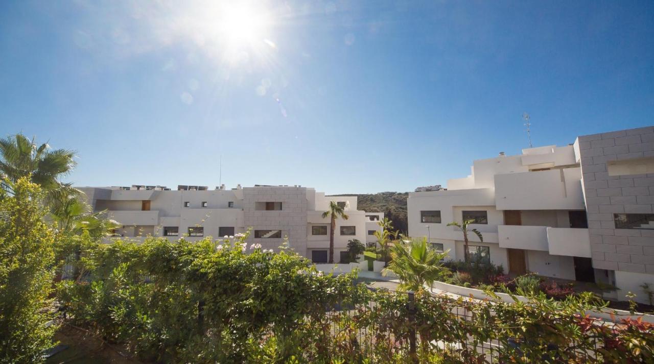 Cg7 Casares Green Екстер'єр фото
